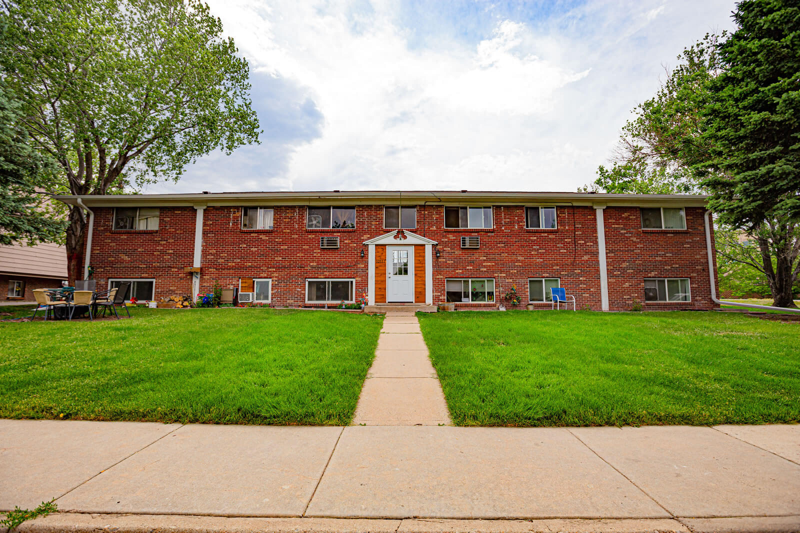 Just Sold: Lakewood 8-Plex Sells at 7.2% Current Cap