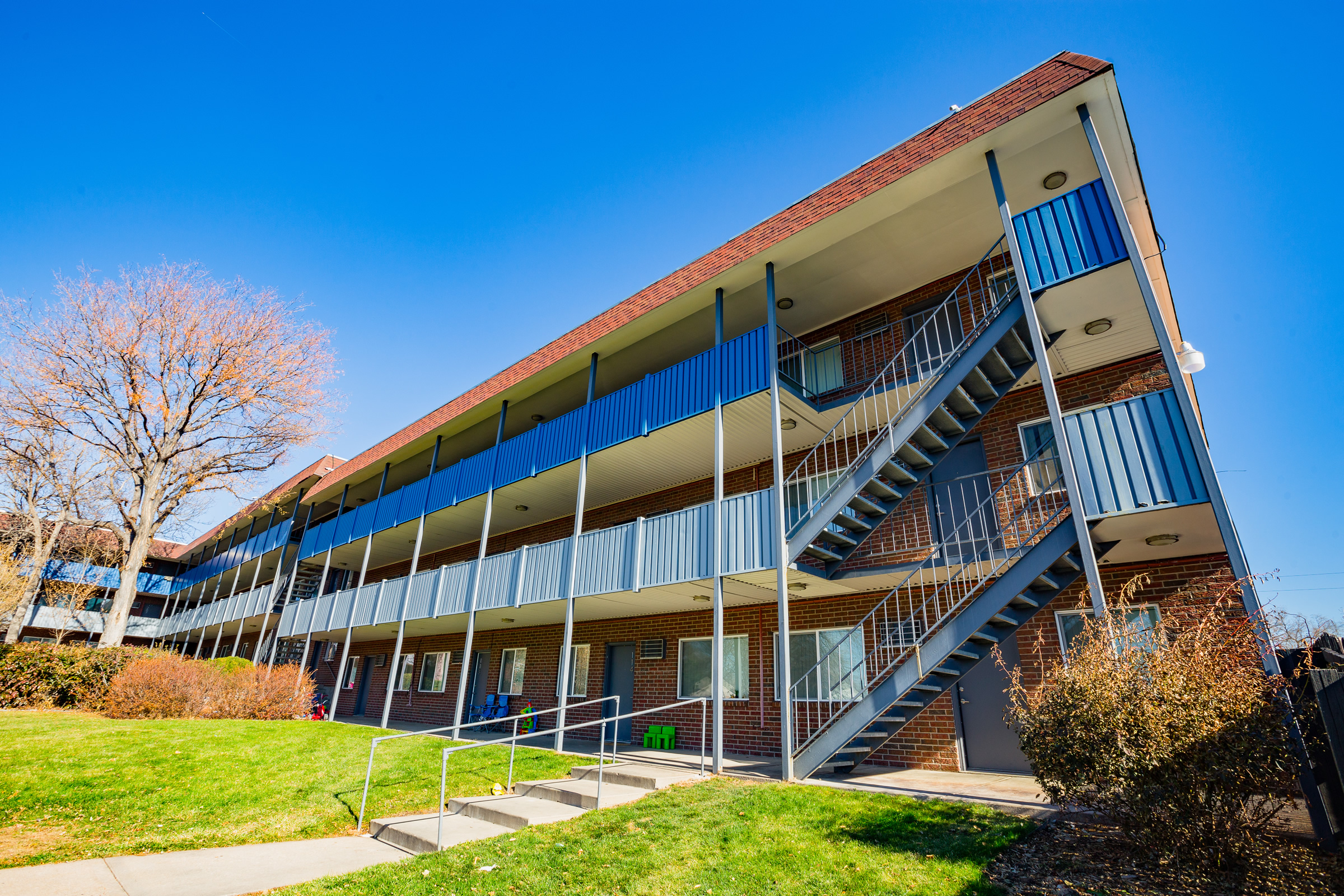 Just Sold: 42 Unit in Lakewood