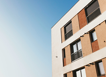 CRE Prices Hit Three-Year High; Yields Projected to Ease